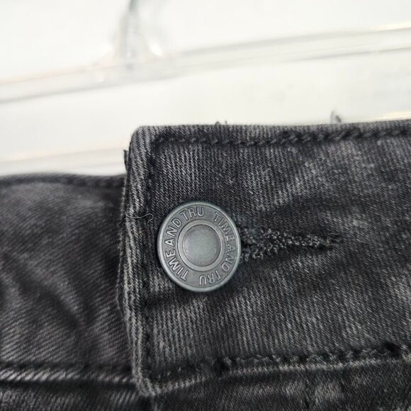 TIME AND TRU Jean Shorts BLACK size 18 Distressed Denim Goth Grunge Mid Rise - Picture 5 of 7